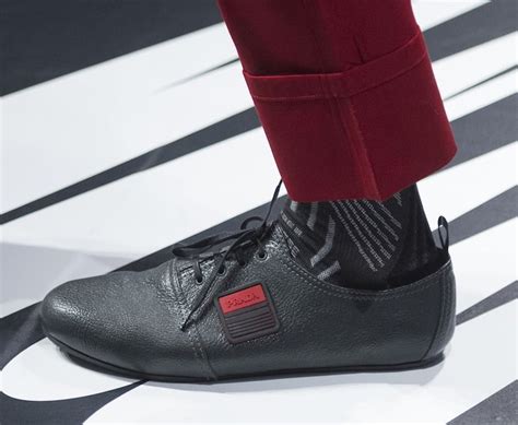 prada saldi uomo|scarpe Prada.